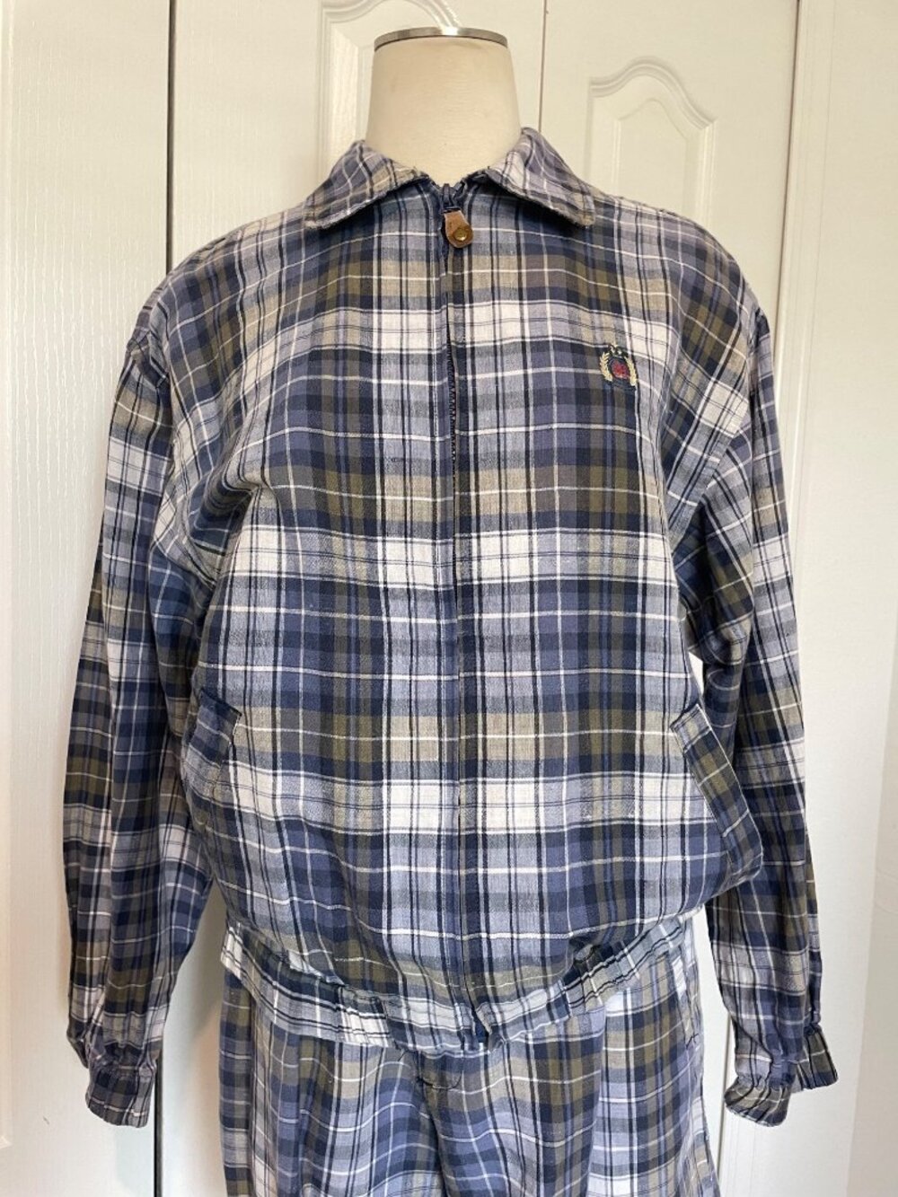 Vintage 90s Bugle Boy Blue Plaid Woman’s Jacket + Shorts 2-Piece Set Size S/6 - Picture 2 of 16